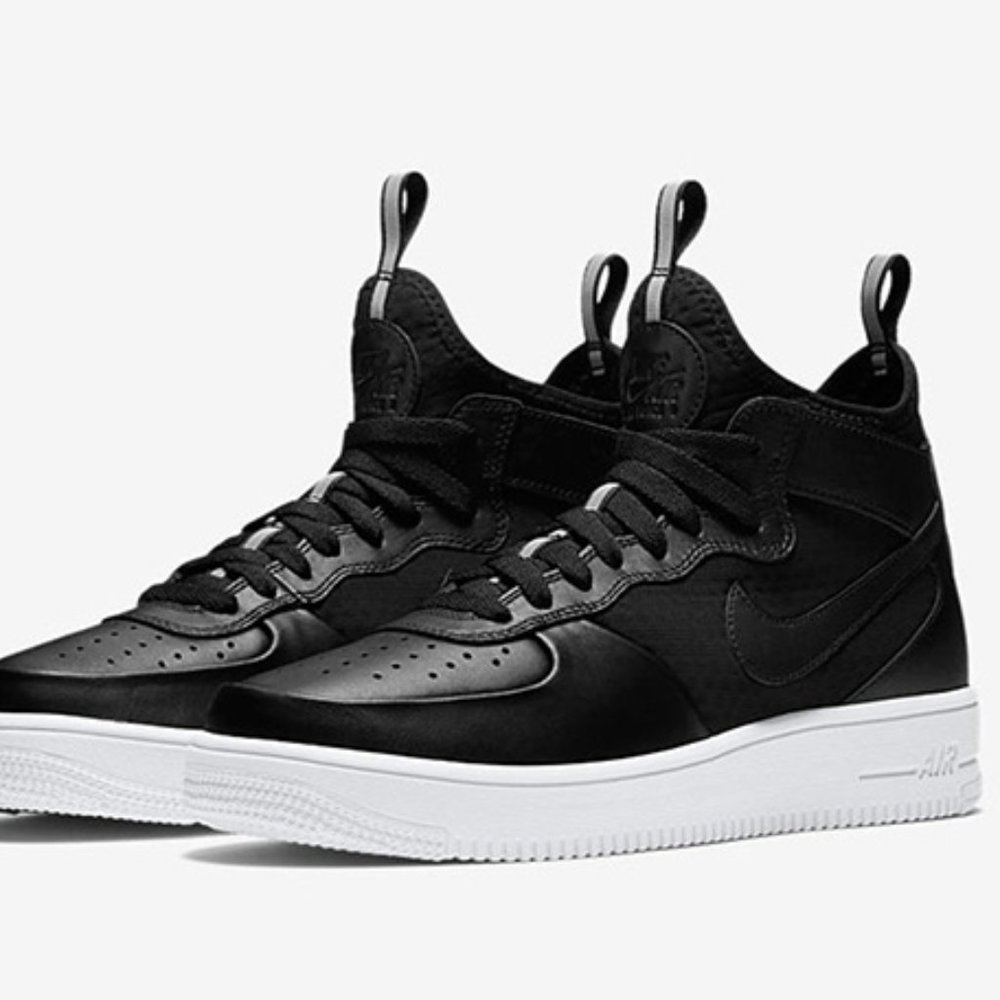 Nike Air Force 1 Ultraforce Mid 864014-001, EUC